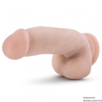 Dildo de silicón con testículos y ventosa compatible con arnés | Sex shop en línea